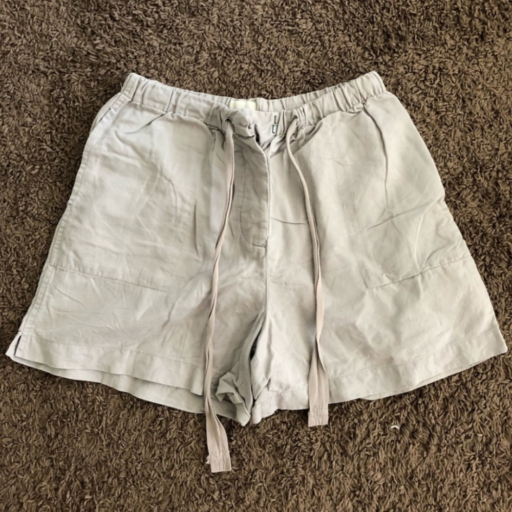 Wilfred line by Aritzia Shorts